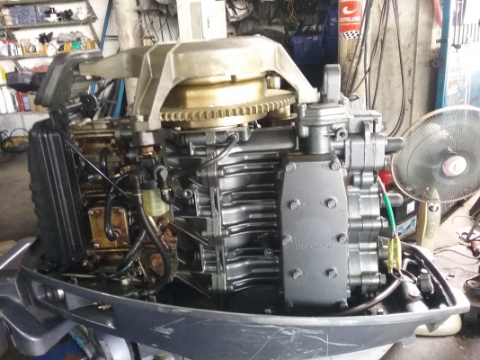 เครื่องเรือ yamaha 30hp สามสูบเก่าญี่ปุ่น