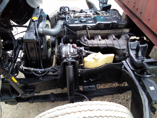 6 ล้อกลาง  ISUZU  NKR  110 แรงม้า  * ยาว 3.20 ม. *  รถสวยเดิม+สวยจริง+สภาพพร้อมใช้งาน * รถห้างแท้ * มีเล่มพร้อม*