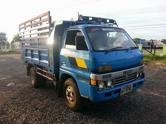 ขายดั้ม3คิว เครื่อง85แรง เครื่องดี แคชซีสวย สภาพพร้อมใช้งาน เอกสารพร้อมโอน  สนใจโทร 090-8588220คุณนะ 093-3258446คุณบิว ID:narong498 หรือเข้าดูสินค้าอื่นๆได้ที่ www.truck.in.th/498 หรือเพจFacebook ณรงค์ ซื้อขายรถมือสอง (เว็บไซต์ส่วนตัว) หรือFacebook ตลาดรถ