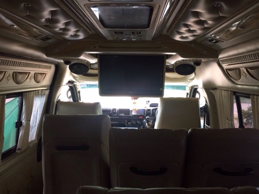 รถตู้ VIP