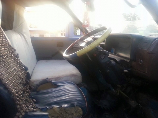 ขายรถ6ล้อTL100แรง ยาว4.30เมตร สภาพพร้อมใช้งาน เอกสารพร้อมโอน สนใจโทร 090-8588220คุณนะ 093-3258446คุณบิว ID:narong498 หรือเข้าดูสินค้าอื่นๆได้ที่ www.truck.in.th/498 หรือเพจFacebook ณรงค์ ซื้อขายรถมือสอง (เว็บไซต์ส่วนตัว) หรือFacebook ตลาดรถมือสอง คุณนะ