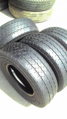 195R14 ชุด 4 เส้น BRIDGESTONE LEO 677 ชุด 4 เส้น tel.081-427-3941 195R14 ชุด 4 เส้น BRIDGESTONE LEO 677 ชุด 4 เส้น tel.081-427-3941