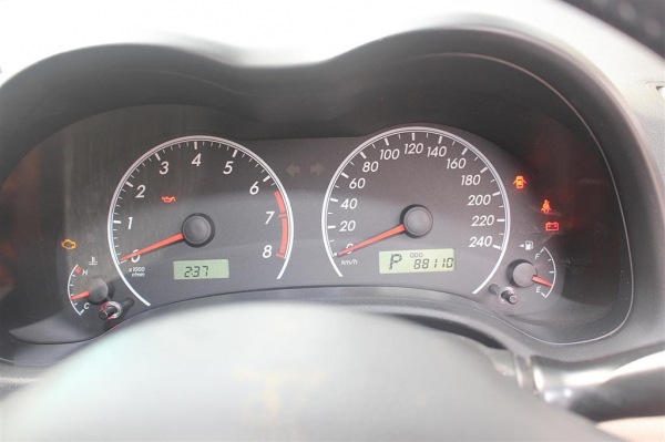 ขายรถบ้านสภาพนางฟ้า-รถชื่อแม่-แต่เมียใช้ ไช้น้อยมากครับ Altis TRD 1.6 ปี 2010 ไม่เฉียว ไม่ชน