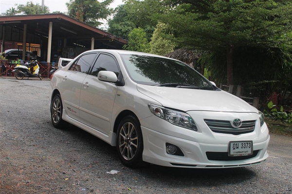 ขายรถบ้านสภาพนางฟ้า-รถชื่อแม่-แต่เมียใช้ ไช้น้อยมากครับ Altis TRD 1.6 ปี 2010 ไม่เฉียว ไม่ชน