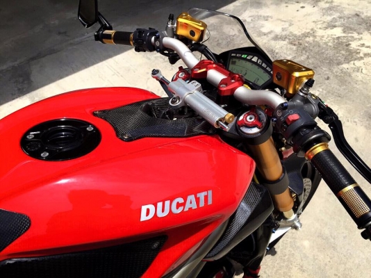 DUCATI SF1100S ทะเบียนแท้ รับแลกเทริน  ส่วนต่างว่ากันไป