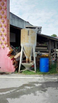 ************** ขายแล้วครับ!! ************ถังไซโรผสมอาหาร Made in Italy พร้อมมอเตอร์ 7.5 HP. โทร 089-2499-123 นครปฐม