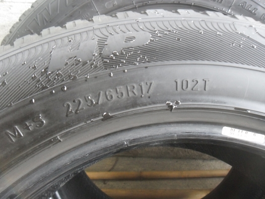 ยาง GoodYear 225/65R17ปี13 สวยๆ 4 เส้น ราคา 3000 บาท