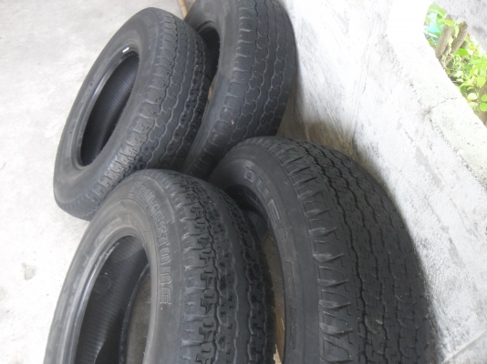 ยาง BRIDGESTONE 205R16ปี12 สวยๆ 4 เส้น ราคา 2500 บาท
