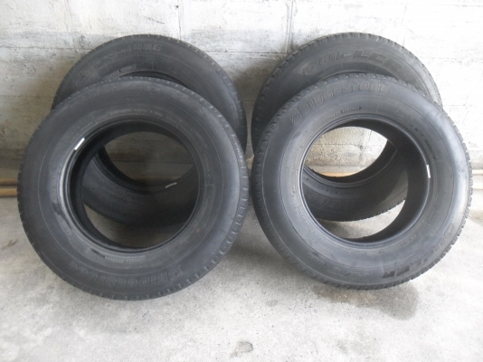 ยาง BRIDGESTONE 205R16ปี12 สวยๆ 4 เส้น ราคา 2500 บาท