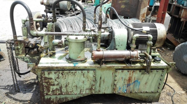 *********** ขายแล้วครับ!! *********** ปั้มน้ำมันไฮดรอลิค ขนาด 15 HP. สภาพสวย โทร 089-2499-123 นครปฐม