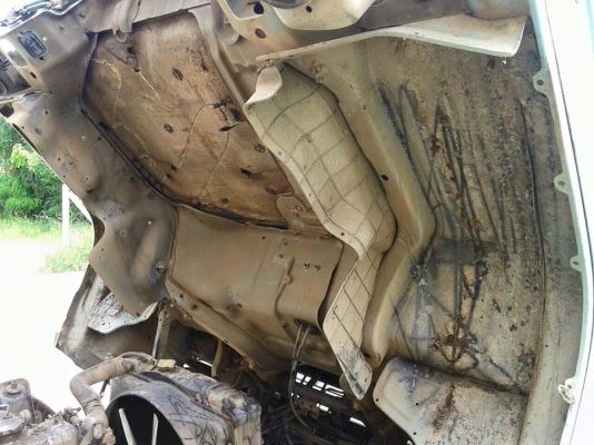 ขายครับ4ล้อกลาง 88แรง เกียรสั้นปี36 เดิมบางงาม เครื่องผ่าน คัสชีใสเลย บ่มีที่ติ หัวประตูซ้ายต้องเคาะ ยาว3 เมตร ยาง700 รถประมูลเอกสารต้องรอ นิดหน่อย ราคา185000 สนใจ0930693225 ที่ยุ สุวรรณภูมิ ร้อยเอ็ด