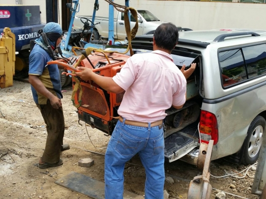 จัดเต็มที่ สำหรับรถบรรทุกตีนตะขาบ ไปปราจีนบุรี tractor-backhoe จัดให้