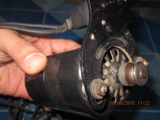 มอเตอร์จักรพร้อมตัวปรับสปีดครับผม มอเตอร์จักรพร้อมตัวปรับสปีดครับผม