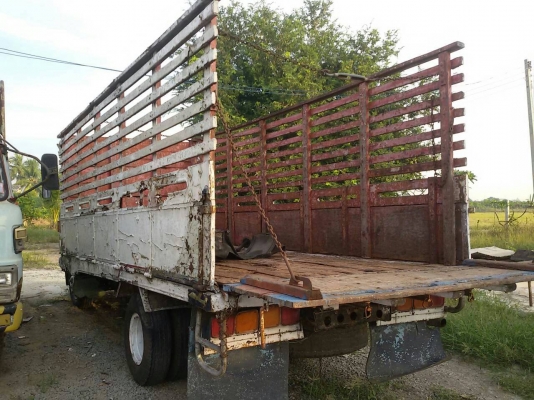 ขายรถ HINO KM340 เครื่อง6BB1 145 cc. เครื่องดี คัสซีสวย เฟืองท้ายF ยาว5.50เมตร