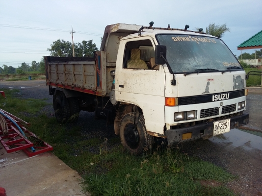 6ล้อ NPR59LY ดั้ม6ตัน