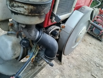 รถเกี่ยวข้าว นวดข้าว แบบนั่งขับ KUBOTA: RX 1550 ใช้งานได้ 2 ระบบ เกี่ยวได้ มัดฟางได้ เครื่องดีเซล 3 สูบ รถเกี่ยวข้าว นวดข้าว แบบนั่งขับ KUBOTA: RX 1550 ใช้งานได้ 2 ระบบ เกี่ยวได้ มัดฟางได้ เครื่องดีเซล 3 สูบ