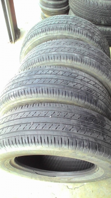 215/65R16 DUNLOP SP LT37 ชุด 4 เส้น ปี2013 ชุด 4 เส้น tel.081-427-3941 215/65R16 DUNLOP SP LT37 ชุด 4 เส้น ปี2013 ชุด 4 เส้น tel.081-427-3941