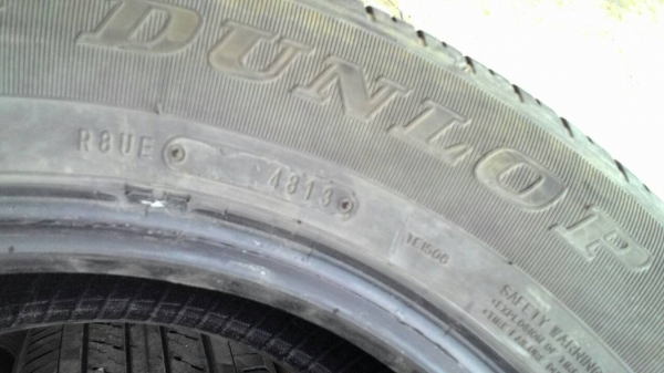 215/65R16 DUNLOP SP LT37 ชุด 4 เส้น ปี2013 ชุด 4 เส้น tel.081-427-3941 215/65R16 DUNLOP SP LT37 ชุด 4 เส้น ปี2013 ชุด 4 เส้น tel.081-427-3941