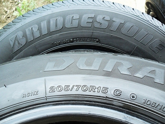 ยางกระบะขอบ15 บริดสโตน205-70-R15ลงพื้นปลายปี13 (4เส้น 3,400บ) ยางกระบะขอบ15 บริดสโตน205-70-R15ลงพื้นปลายปี13 (4เส้น 3,400บ)