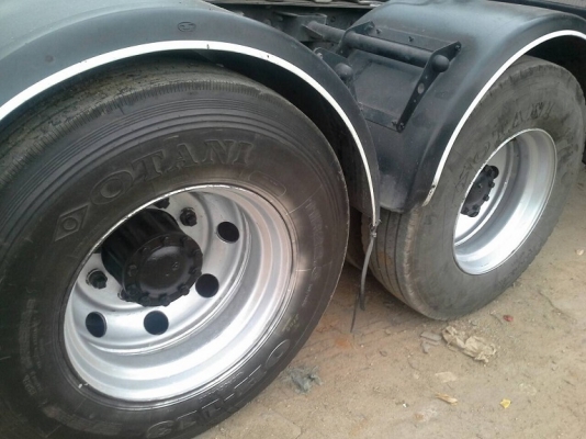 ขายหัวลาก GXZ 360 ปี52 3 เพลา รถสวยเครื่องดีพร้อมใช้ครับ