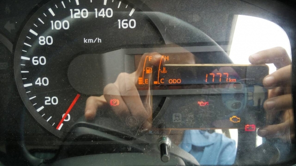 รถฮีโน่ 6 ล้อ ทูโถ้ 150 แรงม้า. ปี 56 ( รถวิ่ง 2,xxx กม. )     สนใจติดต่อ  081 - 6079515