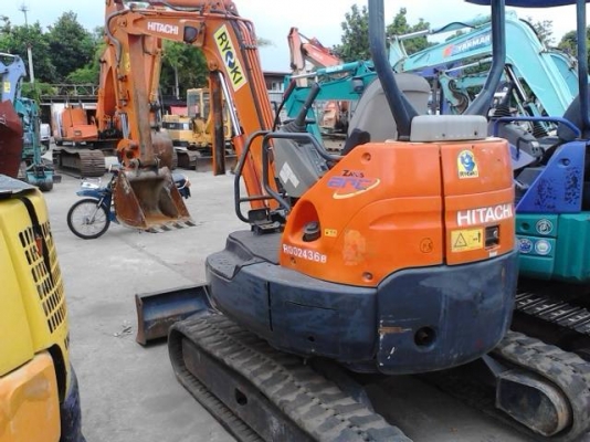 ขายรถ HITACHI  ZX30 U  มีลายกระแทก