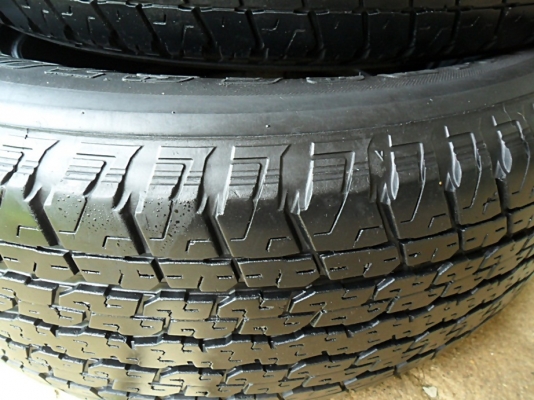 ยางกระบะสูงขอบ17 บริดสโตน 255-65-R17ลงพื้นปลายปี13 (4เส้น4,500บ)