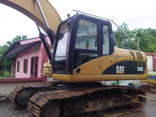 CAT 320D