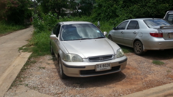 honda civic ปี 98  ออโต้ ติดแก้ส lpg ลงเล่มแล้ว