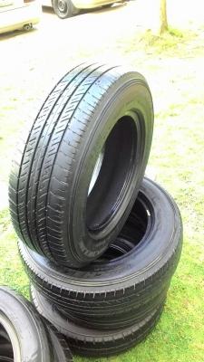 205/70R15 MINCHELIN VANPIX มี 2 เส้น tel.081-427-3941