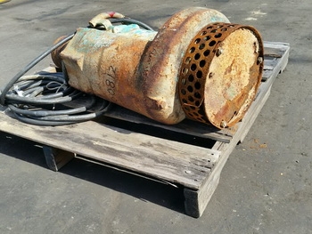 ขาย - ปั๊มน้ำ TSURUMI ท่อ 4 นิ้ว ไดโว่ แบบแช่ ไฟ 3 เฟส เก่าญี่ปุ่น