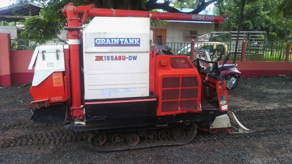 ขายรถเกียวข้าว 75000 บาท