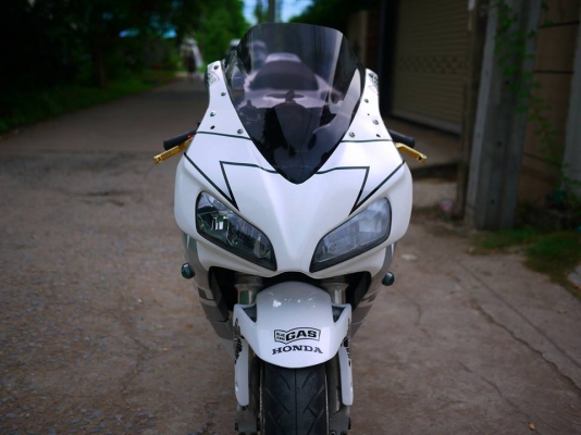 { 400cc มีรับประกันต้องร้านเราค้าบ}} ขาย cbr400 พร้อมทะเบียนแท้ แฟริ่ง cbr1000 2007 { 400cc มีรับประกันต้องร้านเราค้าบ}} ขาย cbr400 พร้อมทะเบียนแท้ แฟริ่ง cbr1000 2007