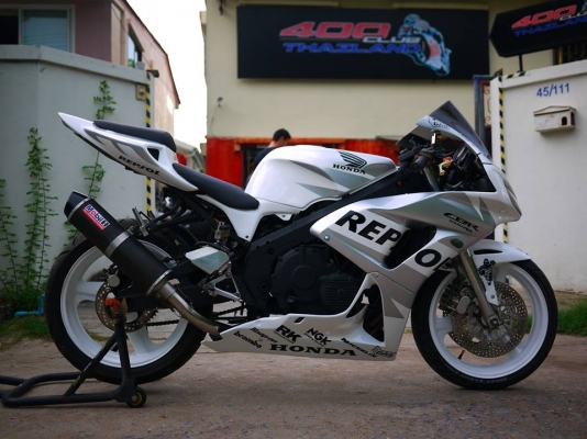 { 400cc มีรับประกันต้องร้านเราค้าบ}} ขาย cbr400 พร้อมทะเบียนแท้ แฟริ่ง cbr1000 2007 { 400cc มีรับประกันต้องร้านเราค้าบ}} ขาย cbr400 พร้อมทะเบียนแท้ แฟริ่ง cbr1000 2007