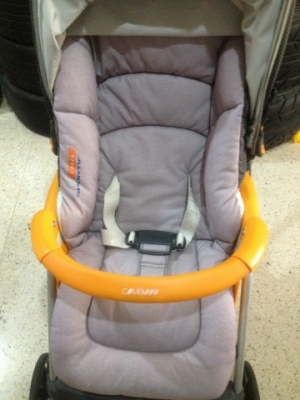 รถเข็นเด็ก COMBI คันใหญ่ใช้ได้ยันโตของเก่าญี่ปุ่นเเท้สภาพสวย