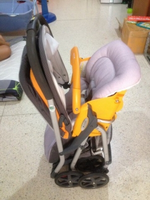 รถเข็นเด็ก COMBI คันใหญ่ใช้ได้ยันโตของเก่าญี่ปุ่นเเท้สภาพสวย