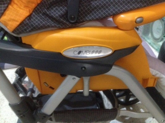 รถเข็นเด็ก COMBI คันใหญ่ใช้ได้ยันโตของเก่าญี่ปุ่นเเท้สภาพสวย