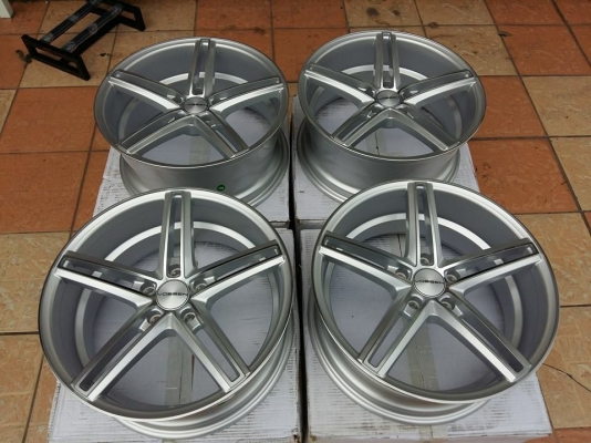 ขายล้อ VOSSEN CV5 ขอบ18 5H114.3 สี SILVER MF