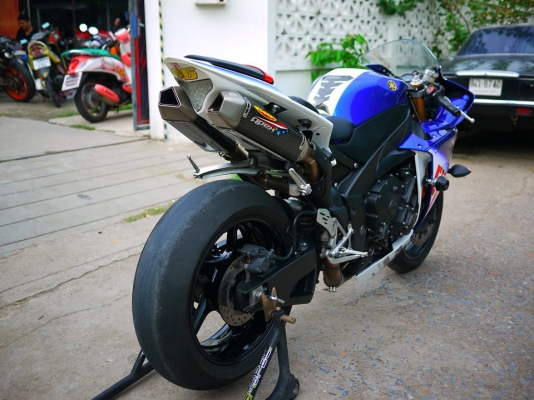 ขาย Yamaha R1 ปี 2010 ตัว Limited พร้อมทะเบียนแท้ รถออกเรดบารอน