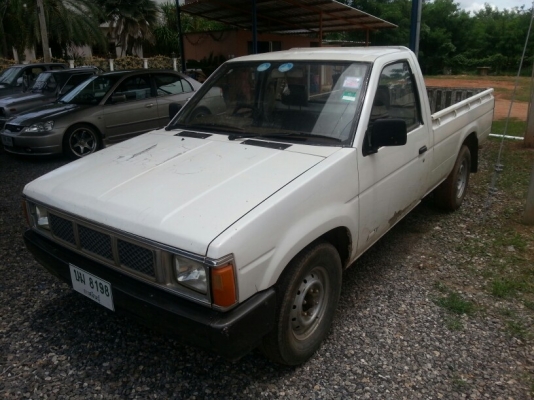 ขาย Nissan ฝาขาว เครื่องดี แชสซีสวย เอกส่ารพร้อม