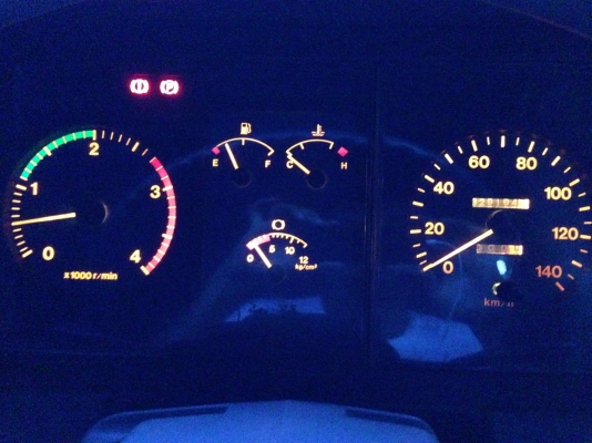 ขาย 10ล้อ HINO FL1M ติดเครน รถสวยมากๆ เดิมๆ สนใจสอบถามเพิ่มเติม 081-4283210