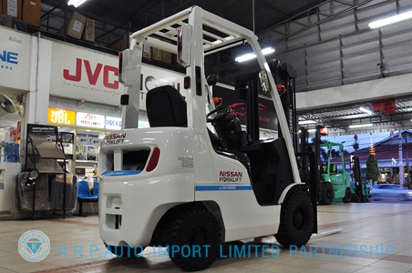 ขายรถโฟล์คลิฟท์มือสอง NISSAN รุ่น NL01 ราคา 235,000 บาทนำเข้าจากประเทศญี่ปุ่น 100\% ไม่เคยใช้งานในประเทศไทย