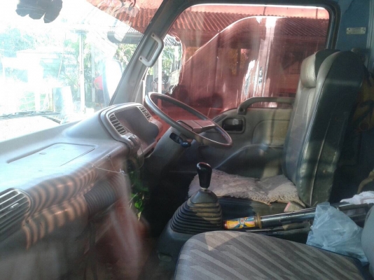 6 ล้อดั้ม NPR120 แรง ฝาดำ สภาพดี พร้อมใช้