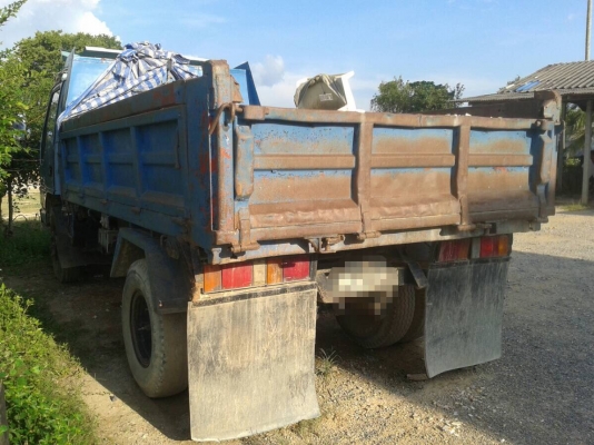 6 ล้อดั้ม NPR120 แรง ฝาดำ สภาพดี พร้อมใช้