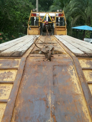 ขายรถบรรทุก 10 ล้อเทรลเลอร์ HINO เปอร์เฟีย เครื่อง V8 390 แรงม้า 2 เพลา ราคา 1050000