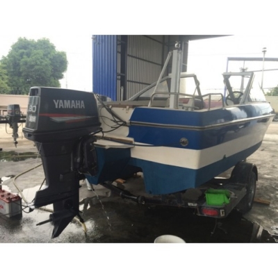 ขายเรือตกปลามือสองญี่ปุ่น Catamaran Nissan Suncat 6 พร้อมเครื่อง Yamaha 80แรงม้า และเทลเลอร์นอก