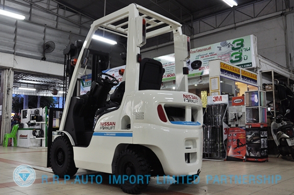ขายรถโฟล์คลิฟท์มือสอง NISSAN รุ่น NL01 ราคา 235,000 บาทนำเข้าจากประเทศญี่ปุ่น 100\% ไม่เคยใช้งานในประเทศไทย