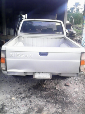 ขายนิสสันbig-mปี1994ฝาแดง เครื่องดีเกียร์เฟืองท้ายดี แอร์เย็น