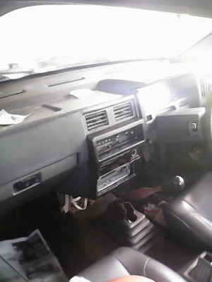 ขายนิสสันbig-mปี1994ฝาแดง เครื่องดีเกียร์เฟืองท้ายดี แอร์เย็น