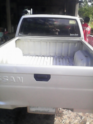 ขายนิสสันbig-mปี1994ฝาแดง เครื่องดีเกียร์เฟืองท้ายดี แอร์เย็น